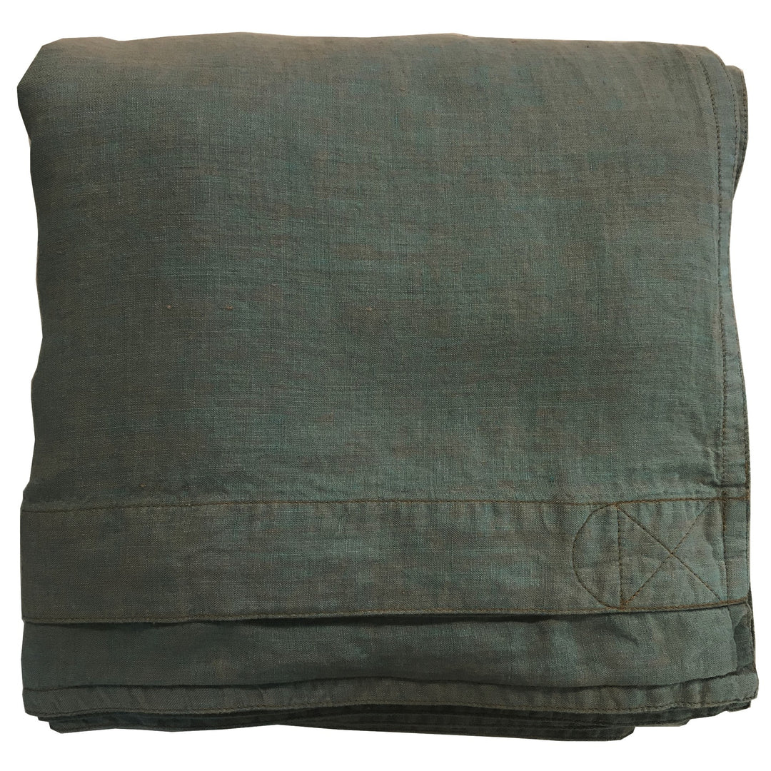 detail sage linen duvet